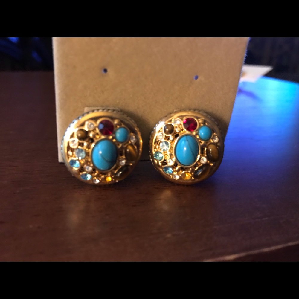 Earrings - Picture 3 of 5